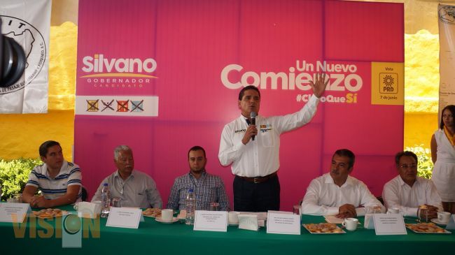 Hay riesgo de quienes controlaron en un momento lo vuelvan a hacer: Silvano Aureoles