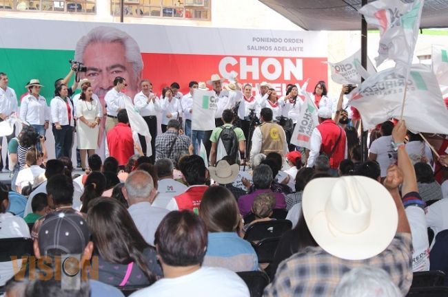 Chon Orihuela ratifica su compromiso con el desarrollo de Michoacán