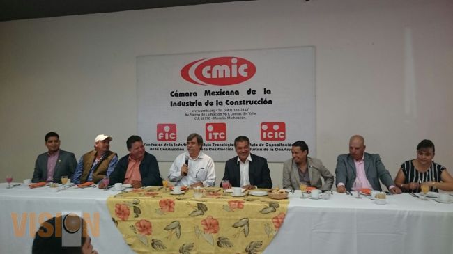 Desarrollo y empleo para Morelia de la mano con constructores locales