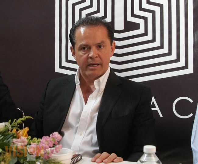 El candidato Carlos Río Valencia se pronunció dispuesto a debatir.