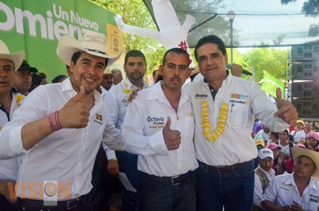Liderazgos de varios partidos responden al llamado de Silvano Aureoles