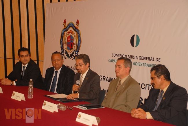 Inicia programa de capacitación para docentes nicolaitas