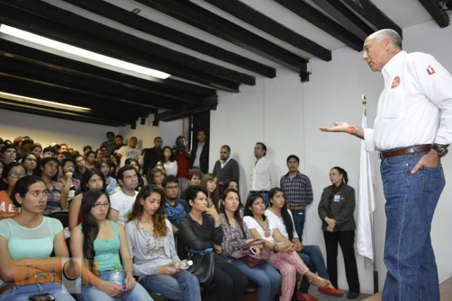 Ahora más que nunca Michoacán necesita de sus jóvenes: Manuel Antúnez 