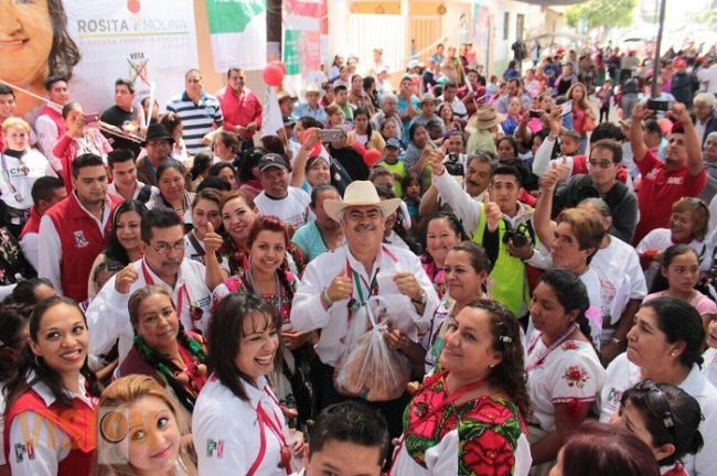 Se compromete a impulsar ampliamente sector campesino, ganadero y artesanal en Chilchota