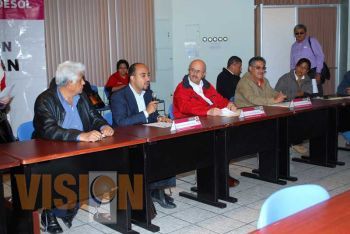 Conoce Fausto Vallejo las nuevas reglas para operación de programas federales
