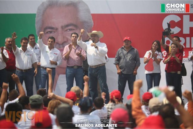 Condiciones dignas de trabajo a todos los maestros y certidumbre laboral compromete Chon