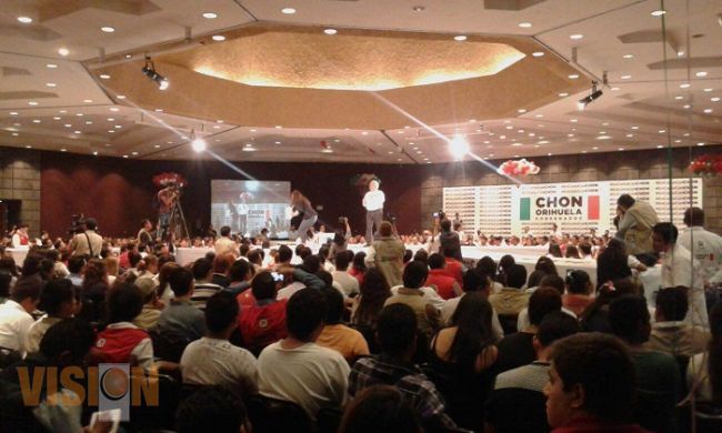 Generaré oportunidades de desarrollo para los jóvenes michoacanos: Chon Orihuela