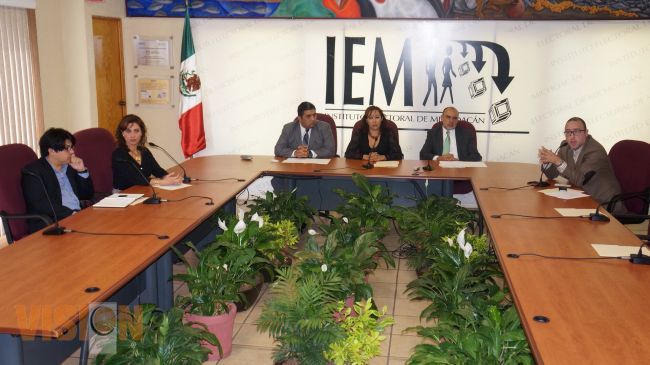 IEM pondrán ser censurados pese a que utilicen guerra sucia en el debate 