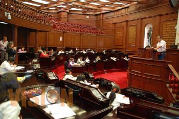 Congreso recibe a estudiantes