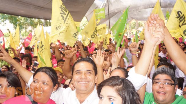 Los jóvenes son la esperanza de la transformación: Silvano Aureoles 