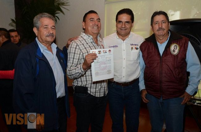 Continúa Silvano sumando líderes michoacanos de todos los sectores a su proyecto 