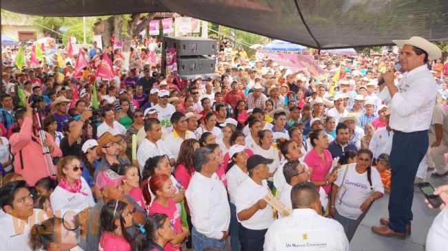 Acusaciones del PRI son muestras de desesperación y guerra sucia: Silvano Aureoles