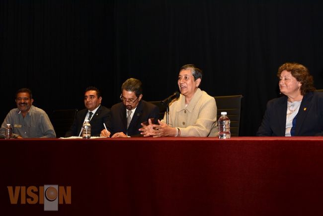 Implementan profesores de prepa estrategia para que alumnos continúen sus estudios