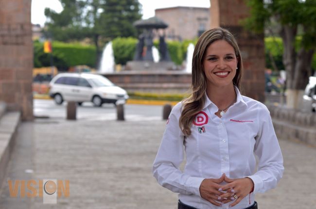  Hechos más que palabras, en el plan de Daniela de los Santos 