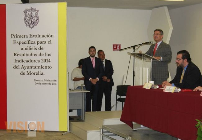 Llama Abud a su gabinete a dar resultados 