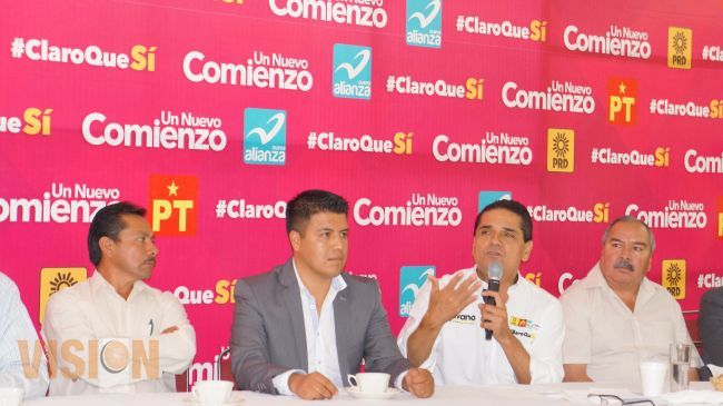 Denuncia Silvano en Zitácuaro la mafia del PRI 