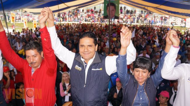 Silvano Aureoles realiza sus últimas giras proselitistas 