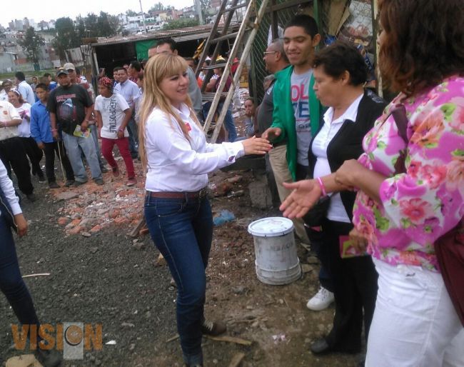 Recolectores y taxistas de Morelia se unen a la campaña de Lupita Herrera