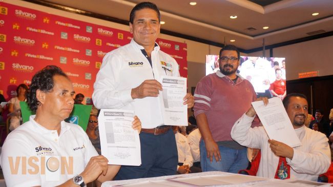 Se compromete Silvano a crear el Instituto Estatal de Personas con Discapacidad 