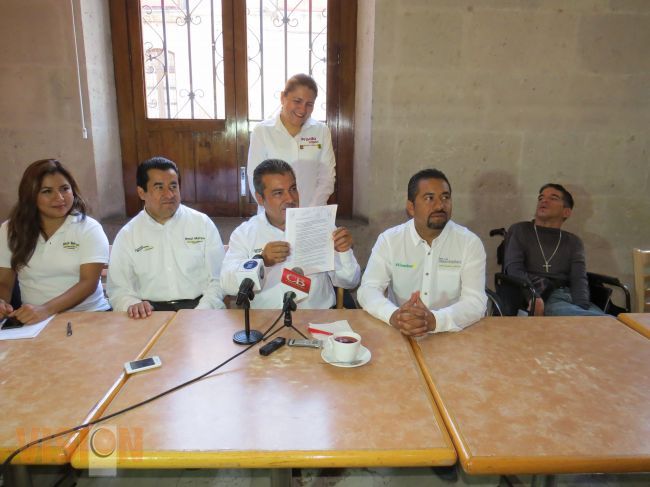 Recibe Montañez Espinosa el respaldo de 67 asociaciones civiles