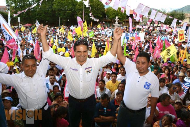 Celebra Germán Tena la suma de más panistas al proyecto de Silvano
