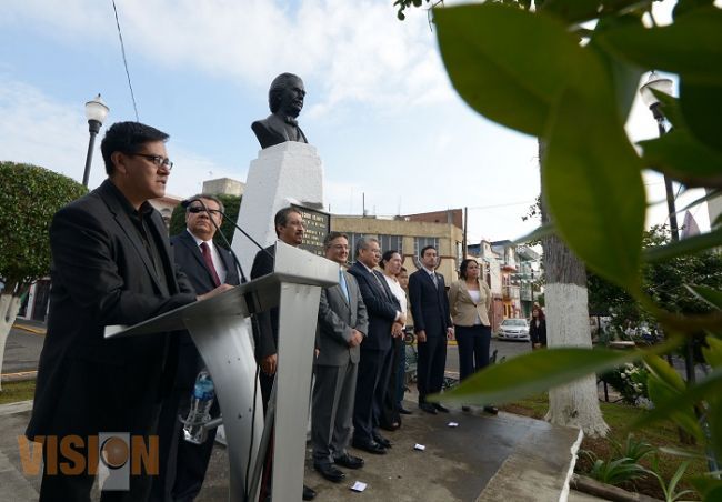Realiza Ayuntamineto Aniversario Luctuoso de Melchor Ocampo
