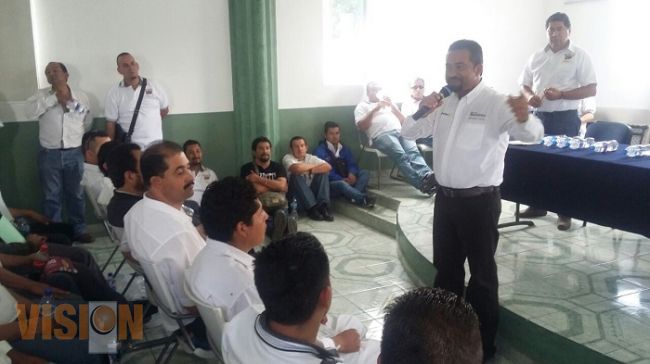 Se suman cientos de transportistas al proyecto de José Luis Montañez