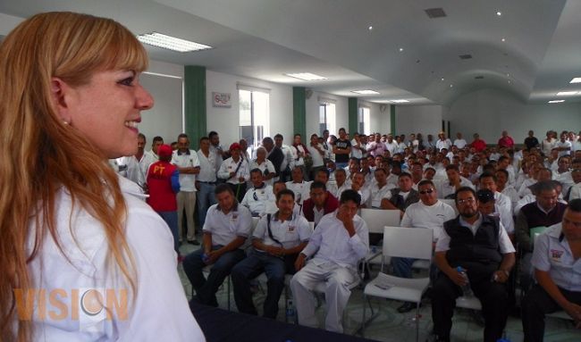 Con la adhesión de transportistas y grupos de la sociedad civil, Lupita Herrera cierra su campaña