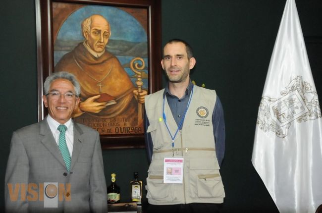 Se reúne gobernador con secretario general de la OEA