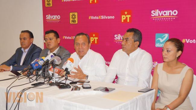 No nos van a arrebatar lo que ganamos en las urnas, le dice Zambrano a los priistas