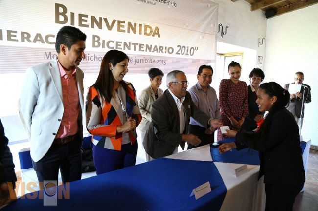 Reconocen a 23 estudiantes que ganaron el Concurso 