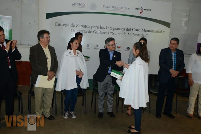 No sólo es darles zapatos, hay  qué conducir sus pasos: Abud
