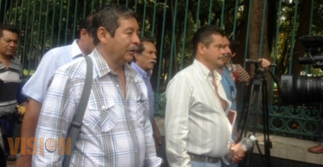 Evalúa SEP a maestros de Michoacán y Oaxaca