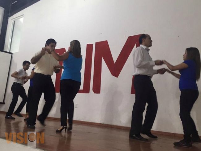 Concluyen con éxito talleres  para los jóvenes morelianos