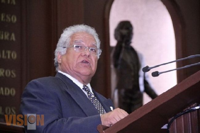Michoacán, primer estado en legislar para proteger y fomentar el mezcal y maguey: Adolfo Zavala