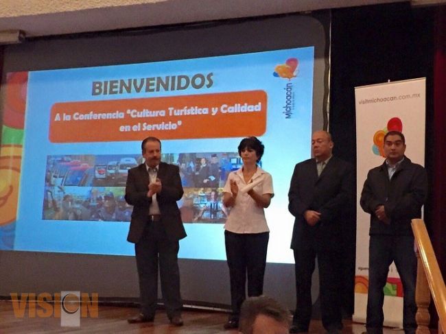  Uruapan va por la cultura turística 