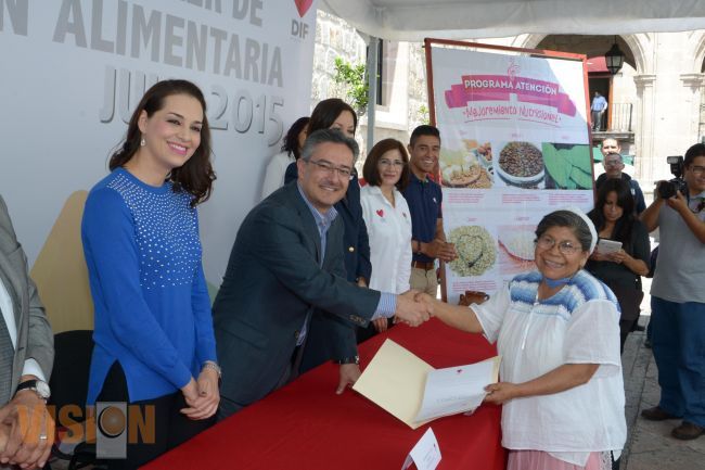 Una alimentación sana permite un desarrollo integral: Miriam Cruz
