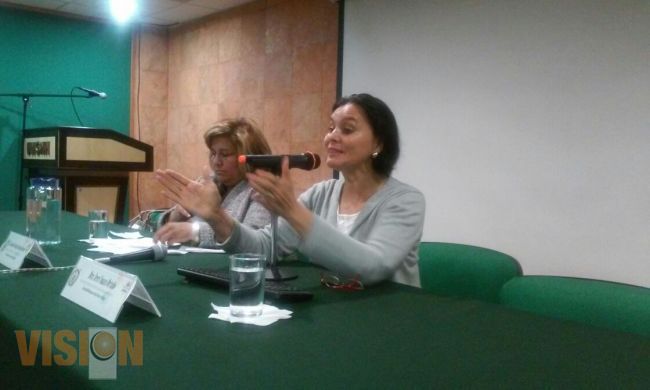 Es necesario que el profesionista se capacite para ser docente universitario: Ireri Suazo