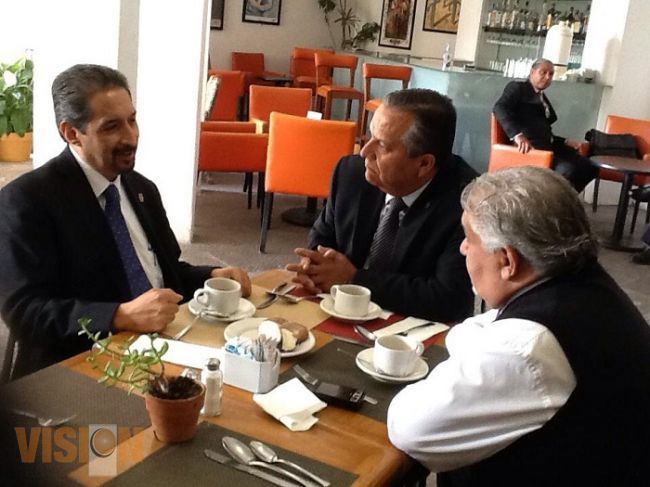 Frente Sindical del SUEUM apoya gestiones del rector Merdardo Serna  