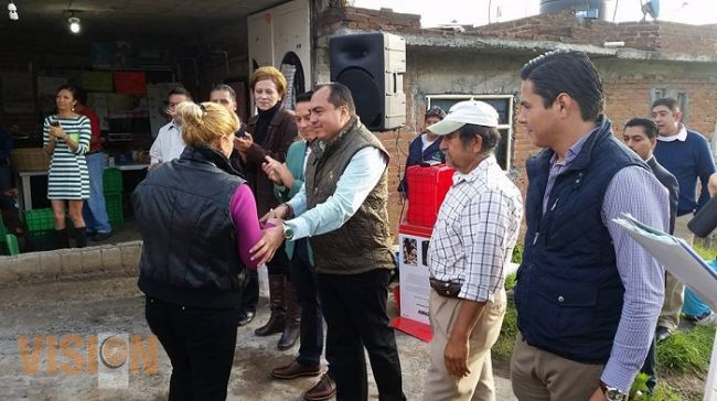 Realizan entrega de tarjetas Liconsa en Morelia