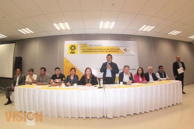 Presidentes municipales del PRD obligados a realizar el bien común: Torres Piña