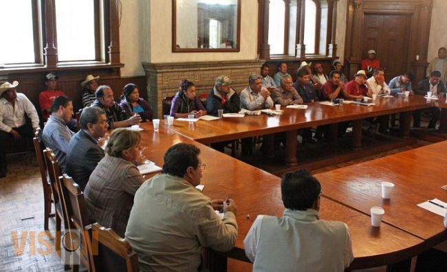 A petición, ofrece Gobierno del Estado apoyo en capacitación a abogados indígenas