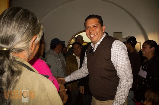 Urgen banquetas en Morelia