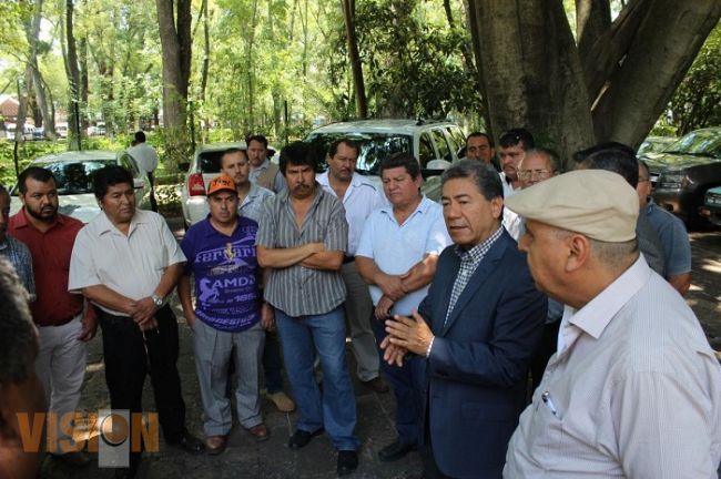 Se reúne Jaime Esparza con transportistas que se manifestaron 