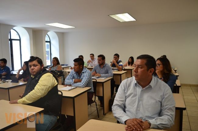 Asociación Mano a Mano asiste a Diplomado en Transparencia