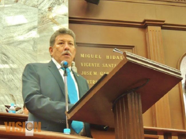 Atiende Presidente del Congreso a trabajadores agrícolas