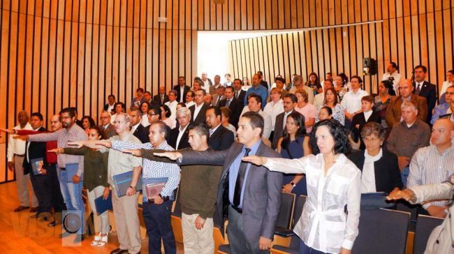 Entregan nombramiento a los directores de las cuatro nuevas carreras de la UMSNH 
