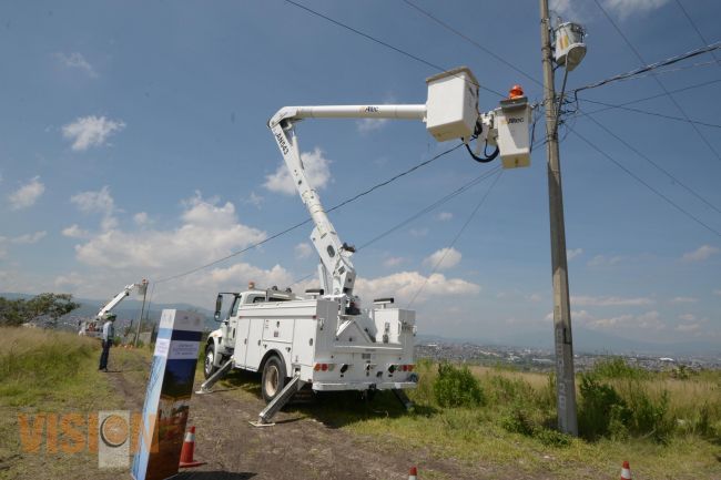Electrificar significa progreso y calidad de vida: Salvador Abud
