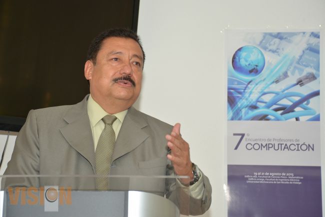 Avanza el trabajo multidisciplinario en la UMSNH: Salvador García Espinosa