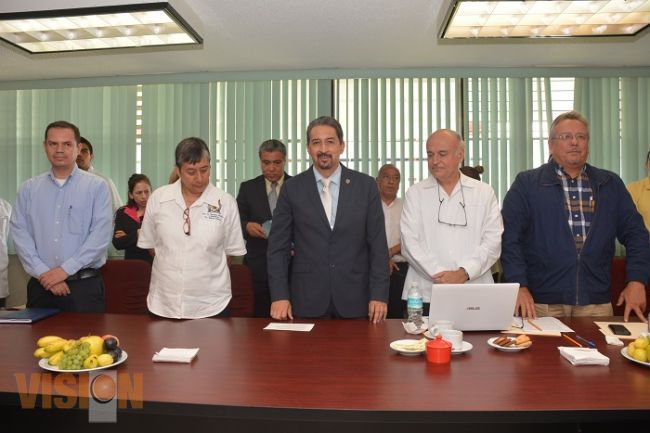 Avanza Medicina en su proceso de reacreditación; AMFEM supervisa autoevaluación‏